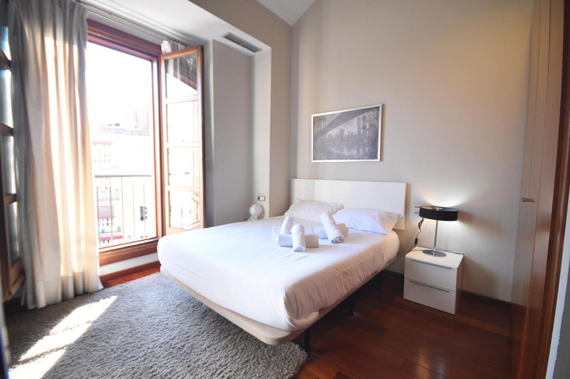 Bello Apartamento En La Plaza Del Tossal Valencia Exterior photo